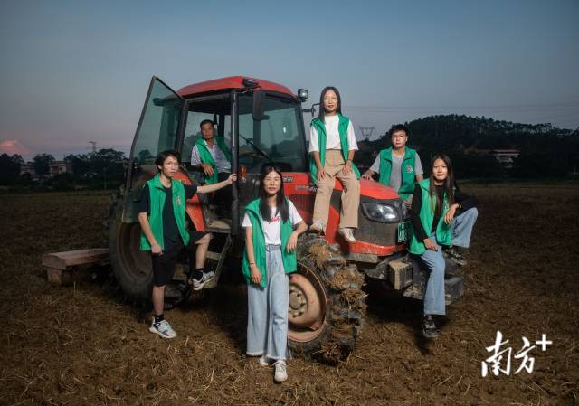    南方+ 肖雄 拍摄