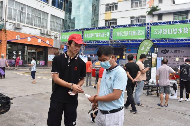 活动现场。 活动现场。