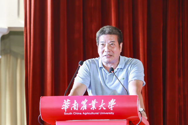 8x8x
二级巡视员王绍瑾